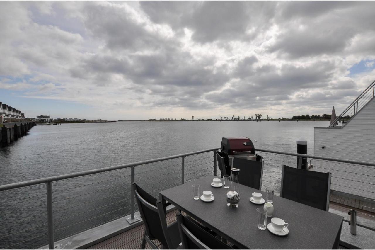 Villa Schwimmendes Haus Hausboot Olpenitz Exterior foto